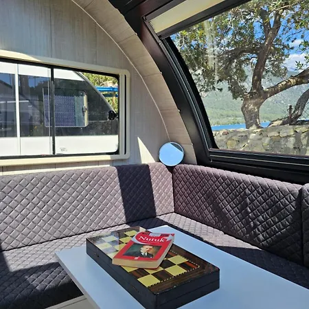 Akbuek Garden * ムーラ